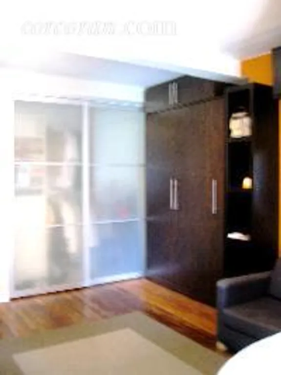 New York City Real Estate | View 45 Tudor City Place, 1020 | room 1 | View 2