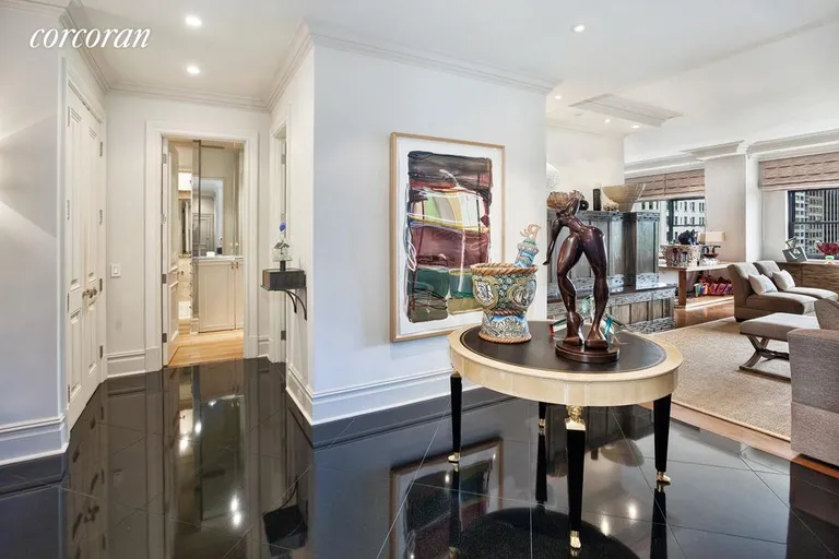 New York City Real Estate | View 785 Fifth Avenue, 10C | Foyer | View 4