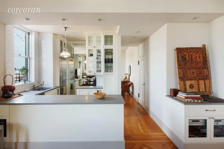 New York City Real Estate | View 440 West End Avenue, PH17B | Windowed Open Kitchen | View 7