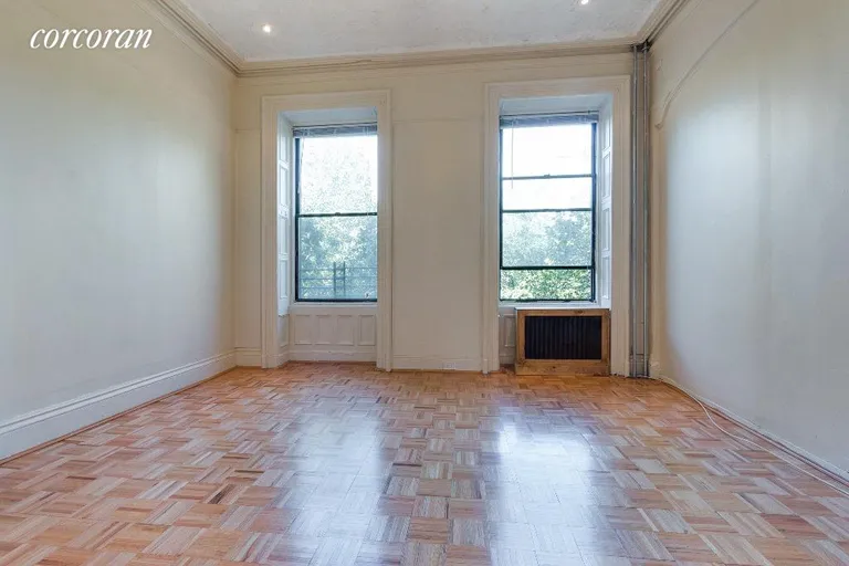 New York City Real Estate | View 241 Clermont Avenue, 2 | room 3 | View 4