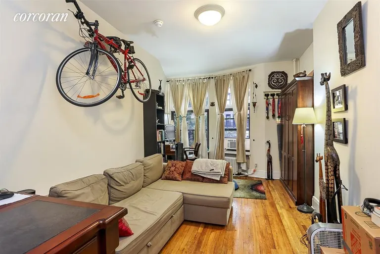 New York City Real Estate | View 30 West 71st Street, 2B | 1 Bath | View 1