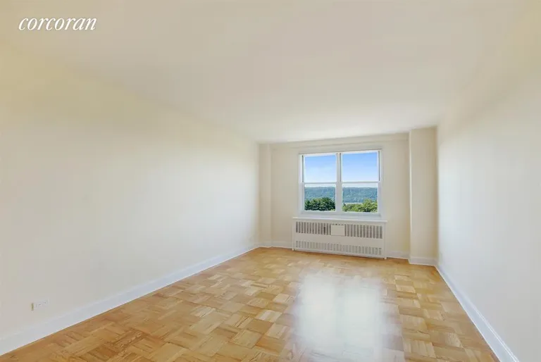New York City Real Estate | View 3935 Blackstone Avenue, 8JK | Master Bedroom | View 5