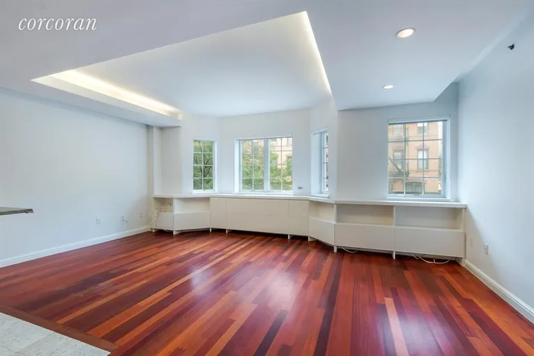 New York City Real Estate | View 354 2Nd Street, 2B | 2 Beds, 1 Bath | View 1