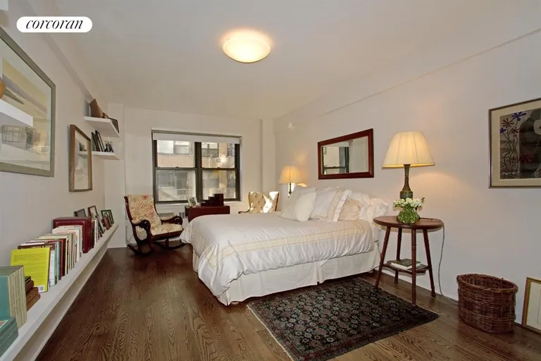 New York City Real Estate | View 1025 Fifth Avenue, 5GN | Bedroom | View 5
