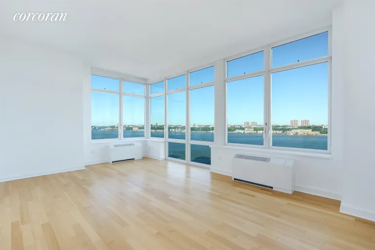 New York City Real Estate | View 80 Riverside Boulevard, 19D | 3 Beds, 3 Baths | View 1