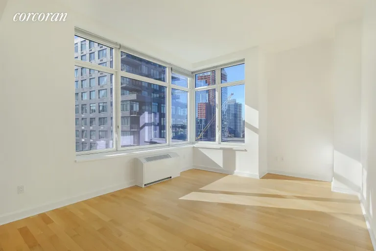 New York City Real Estate | View 80 Riverside Boulevard, 19D | Sun-filled Corner Master Bedroom | View 4