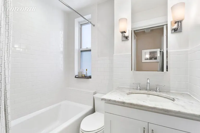 New York City Real Estate | View 250 West 94th Street, 5K | 5 | View 4