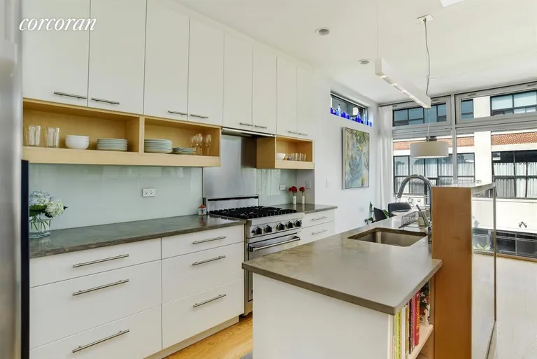New York City Real Estate | View 543 Dean Street, 4 | 2.5 Beds, 2 Baths | View 1