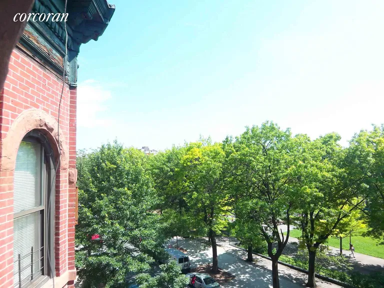 New York City Real Estate | View 335 3rd Street, 1R | room 4 | View 5