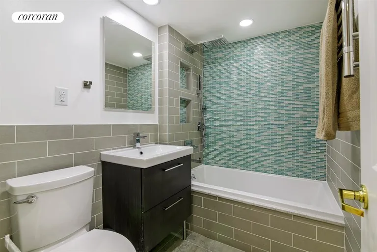 New York City Real Estate | View 156 Sackett Street, 6C | Bathroom | View 5