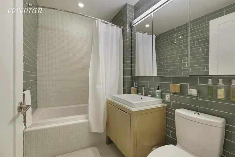 New York City Real Estate | View 22 North 6th Street, 6N | Bathroom | View 4