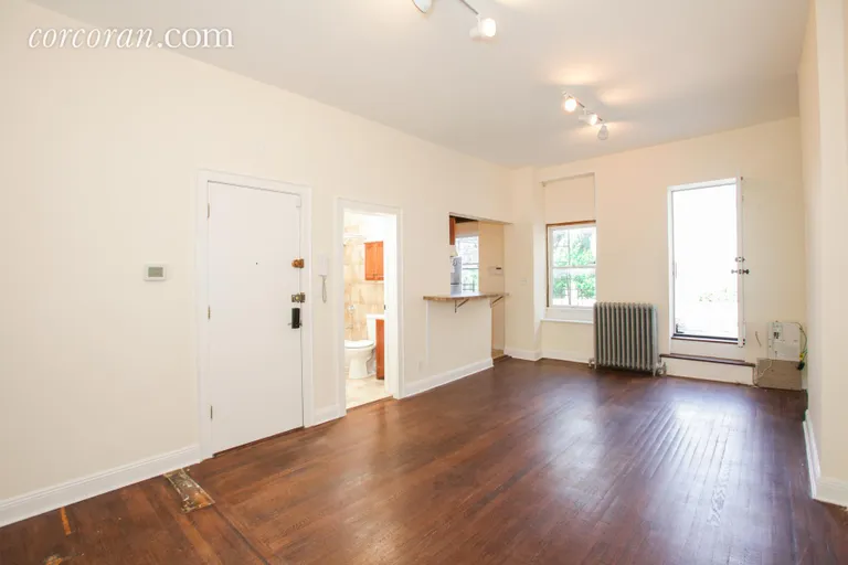New York City Real Estate | View 374 Court Street, 2 | room 4 | View 5