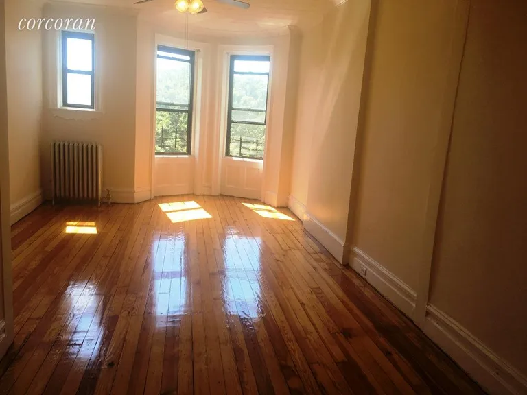 New York City Real Estate | View 703 Carroll Street, 4L | Master bedroom | View 2