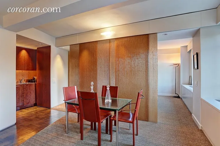 New York City Real Estate | View 880 Fifth Avenue, 7C | Dining area overlooking the Park | View 3