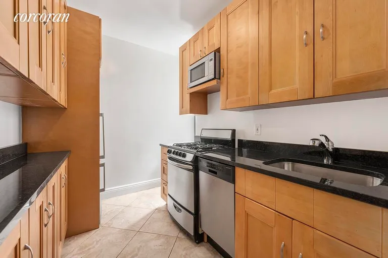 New York City Real Estate | View 29 West 65th Street, 3C | 3 | View 3
