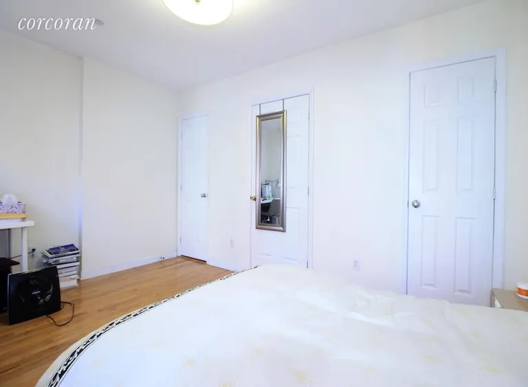 New York City Real Estate | View 288 Saint James Place, 3 | room 5 | View 6