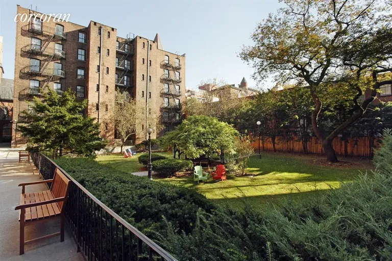 New York City Real Estate | View 431 Hicks Street, 3K | Gorgeous Courtyard for Use By All Residents  | View 5