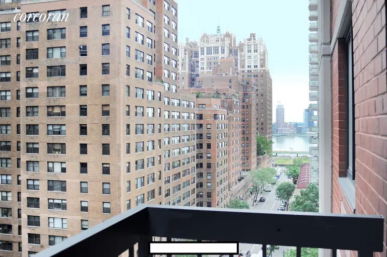 New York City Real Estate | View 250 East 40th Street, 35D | room 2 | View 3