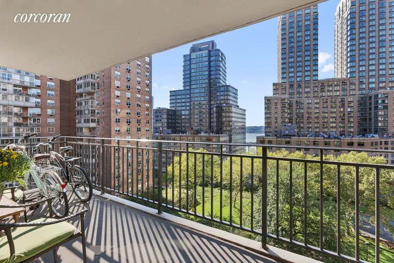 New York City Real Estate | View 165 West End Avenue, 8R | Terrace | View 6