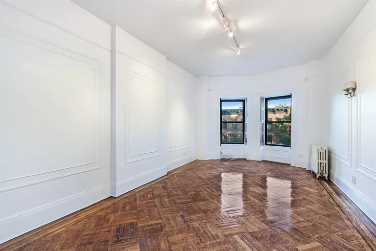 New York City Real Estate | View 160 6th Avenue, 3 | Living Room | View 5