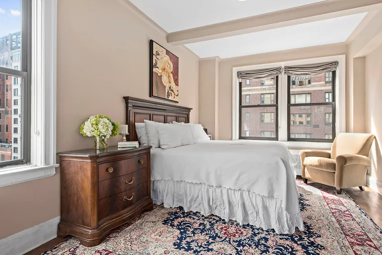 New York City Real Estate | View 179 East 79th Street, 11B | room 2 | View 3