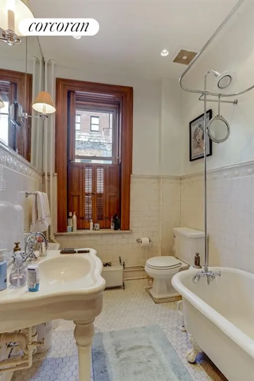 New York City Real Estate | View 41 West 73rd Street, 3 | Bathroom | View 7