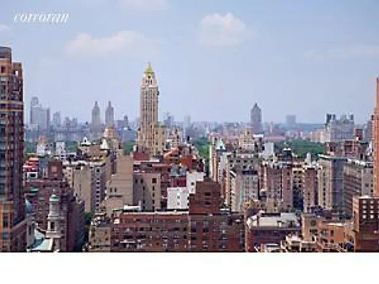 New York City Real Estate | View 300 East 77th Street, 29A | room 2 | View 3