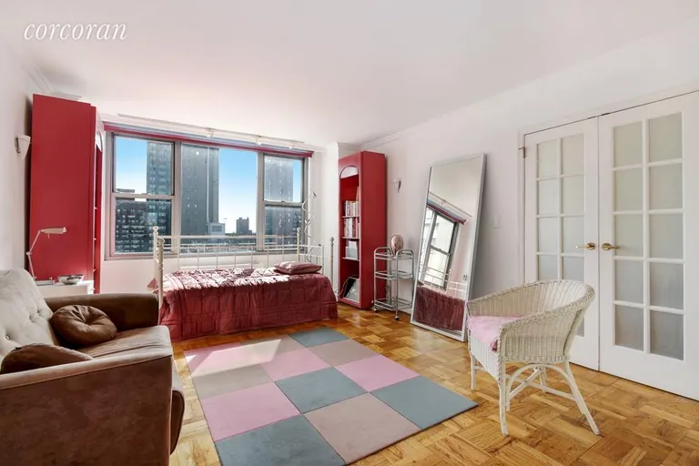 New York City Real Estate | View 500 East 83rd Street, 16B | room 6 | View 7