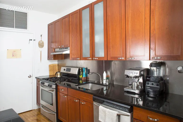New York City Real Estate | View 138 Broadway, 2A | room 2 | View 3
