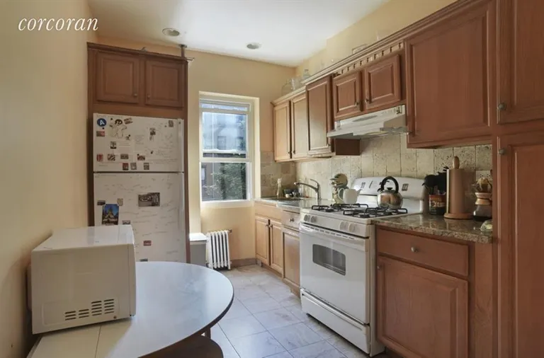 New York City Real Estate | View 140 Jefferson Avenue | room 1 | View 2