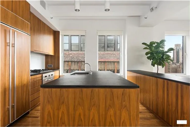 New York City Real Estate | View 249 West 29th Street, PH | room 5 | View 6