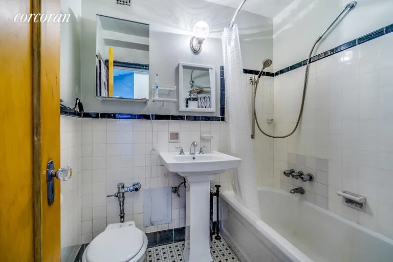 New York City Real Estate | View 101 Lafayette Avenue, 14I | room 3 | View 4