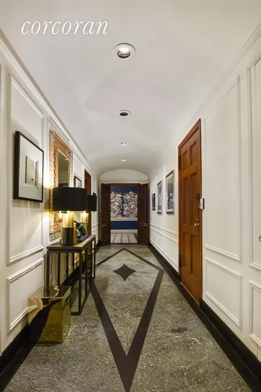 New York City Real Estate | View 117 East 72nd Street, 5W | Foyer | View 9