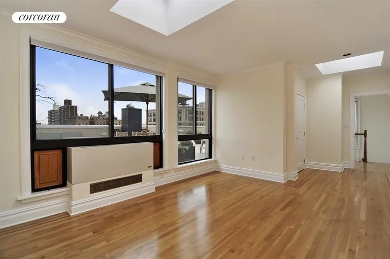New York City Real Estate | View 203 West 90th Street, PHH | Sunny expansive master suite has two skylights | View 8