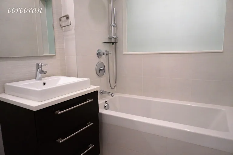 New York City Real Estate | View 101 North 5th Street, 3-E | 2nd Bathroom | View 7