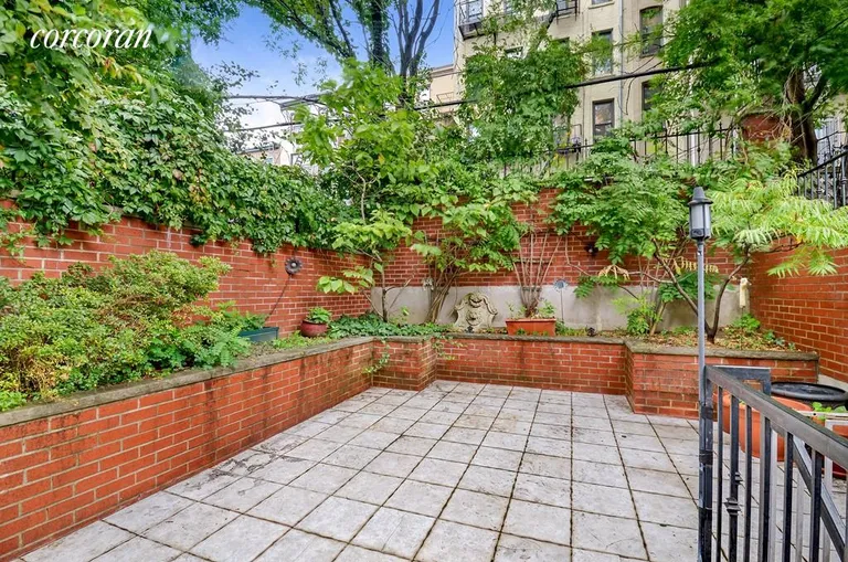 New York City Real Estate | View 143 Luquer Street, 1 | Landscaped Terrace | View 4