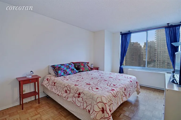 New York City Real Estate | View 404 East 79th Street, 11D | Bedroom | View 5