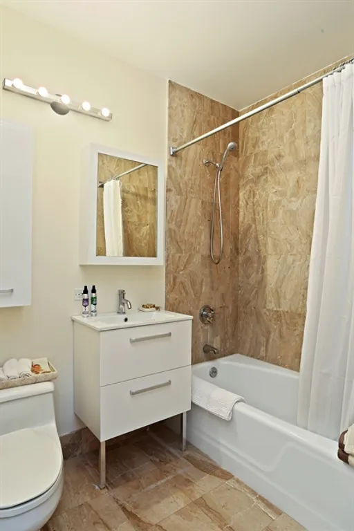 New York City Real Estate | View 170 East 87th Street, W12B | Two full bathrooms | View 6