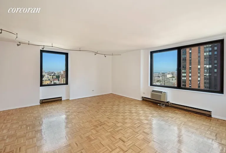 New York City Real Estate | View 1601 Third Avenue, 28H | 2 Beds, 2 Baths | View 1