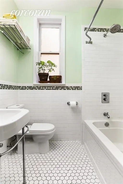 New York City Real Estate | View 570 44th Street, 1 | Bathroom | View 6