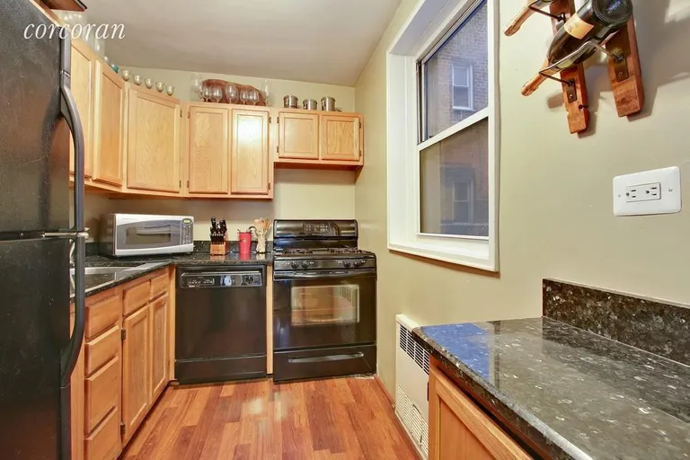 New York City Real Estate | View 220 Berkeley Place, 1C | room 3 | View 4