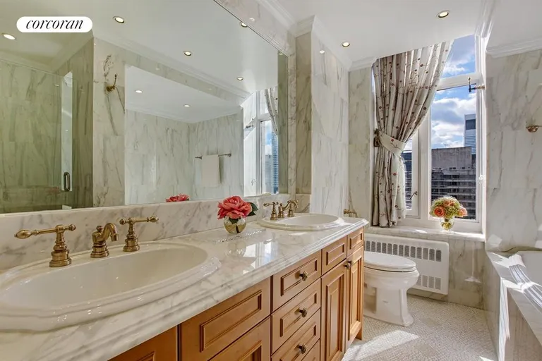 New York City Real Estate | View 188 East 64th Street, 3601 | En Suite Master Bath | View 6