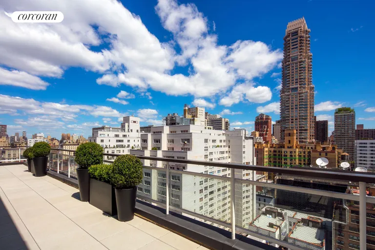 New York City Real Estate | View 200 East 66th Street, PH B2101 | Wrap-around Terrace | View 5