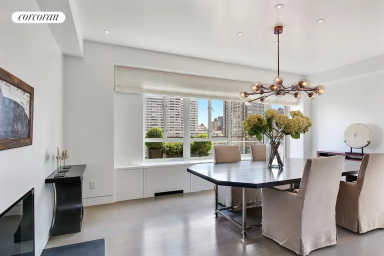 New York City Real Estate | View 200 East 66th Street, PH B2101 | Dining Room | View 3