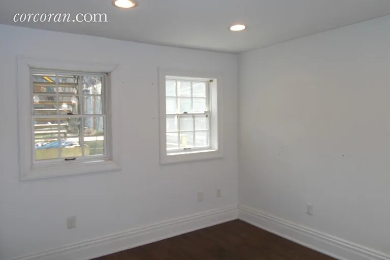 New York City Real Estate | View 396 Park Place, Garden | room 5 | View 6