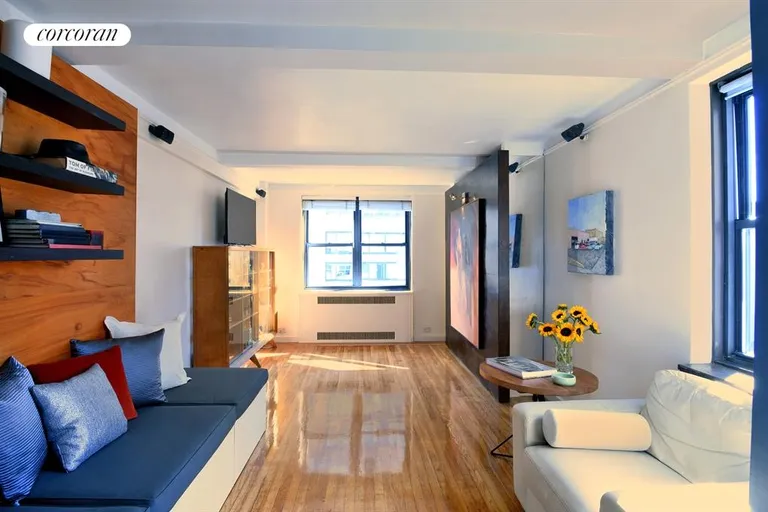 New York City Real Estate | View 200 West 20th Street, 1004 | Living Room | View 4