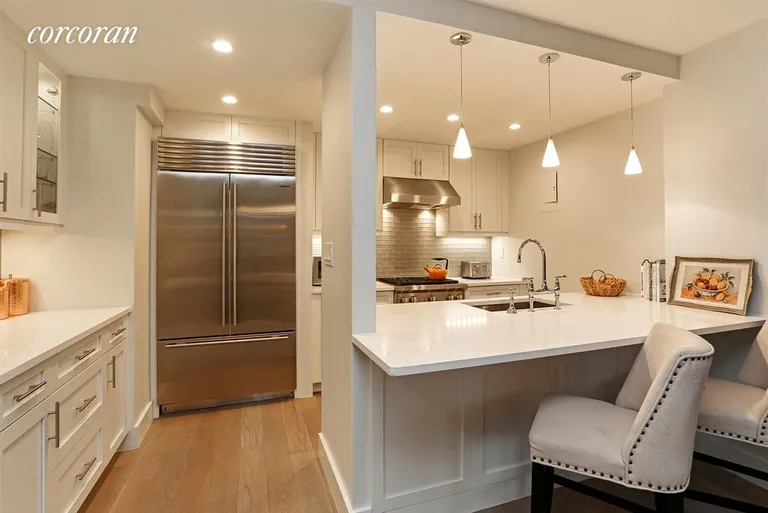 New York City Real Estate | View 130 West 79th Street, 3-AF | Kitchen | View 2