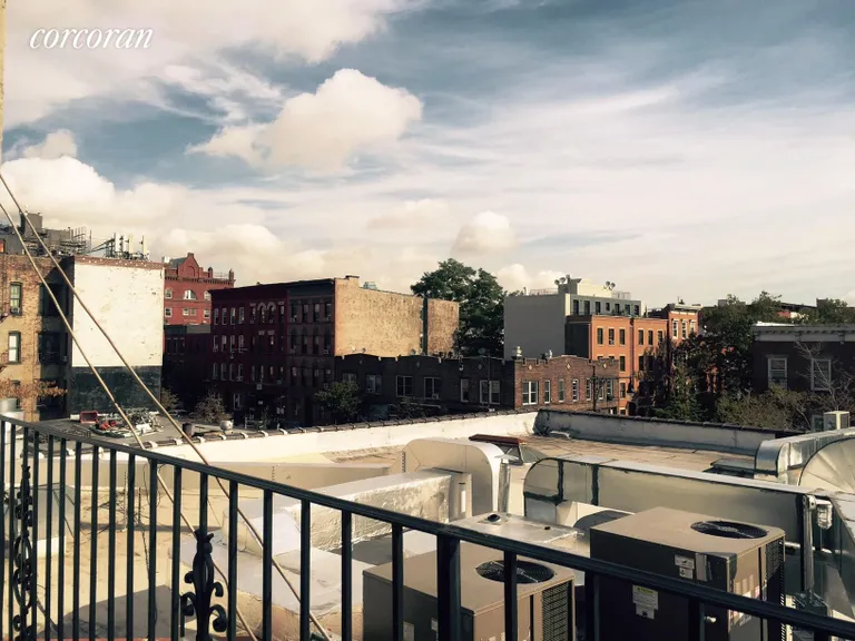 New York City Real Estate | View 76 Kent Street, 3 | room 10 | View 11