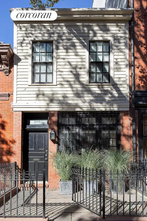 New York City Real Estate | View 300 Henry Street, TH | Unique condo carriage house in Brooklyn Heights | View 8