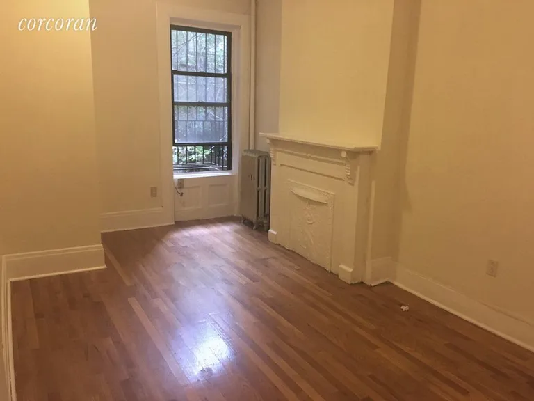 New York City Real Estate | View 703 Carroll Street, 1R | Master Bedroom | View 10
